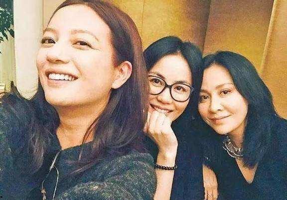 五月娱乐圈爆料是真的吗,娱乐圈五月爆料真相揭秘 第1张 五月娱乐圈爆料是真的吗,娱乐圈五月爆料真相揭秘 第1张